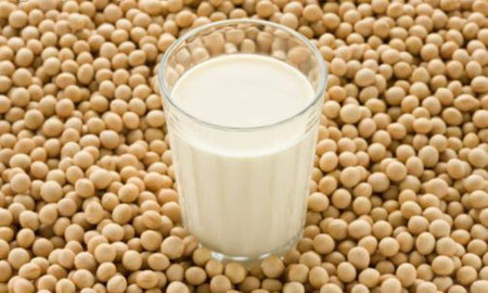 Sữa đậu nành - Thần dược thiên nhiên ban tặng chị em phụ nữ - Làm Đẹp - Bí quyết làm đẹp - Chăm sóc da